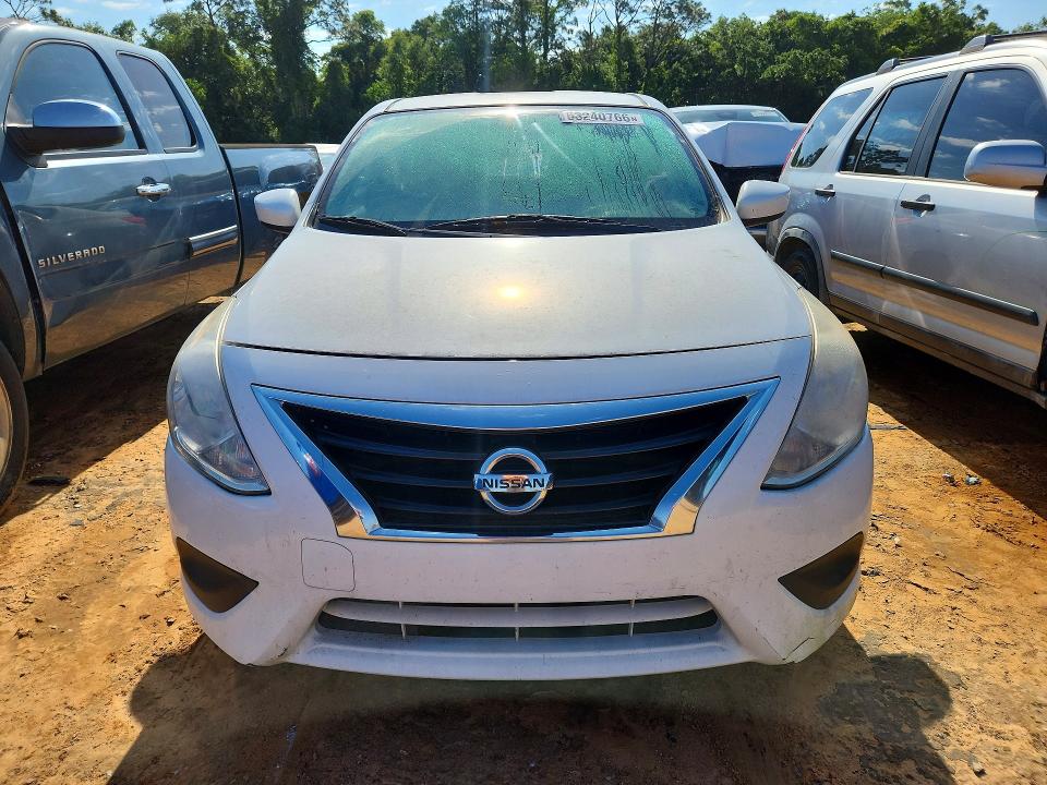 53240766 :رقم المزاد ، 3N1CN7AP2FL872956 vin ، 2015 Nissan Versa مزاد بيع