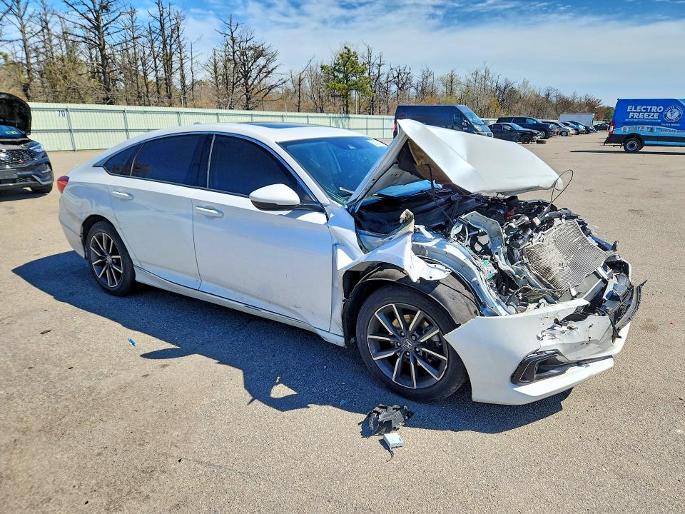 Продажа на аукционе авто 2022 Honda Accord, vin: 1HGCV1F54NA011674, номер лота: 52326126