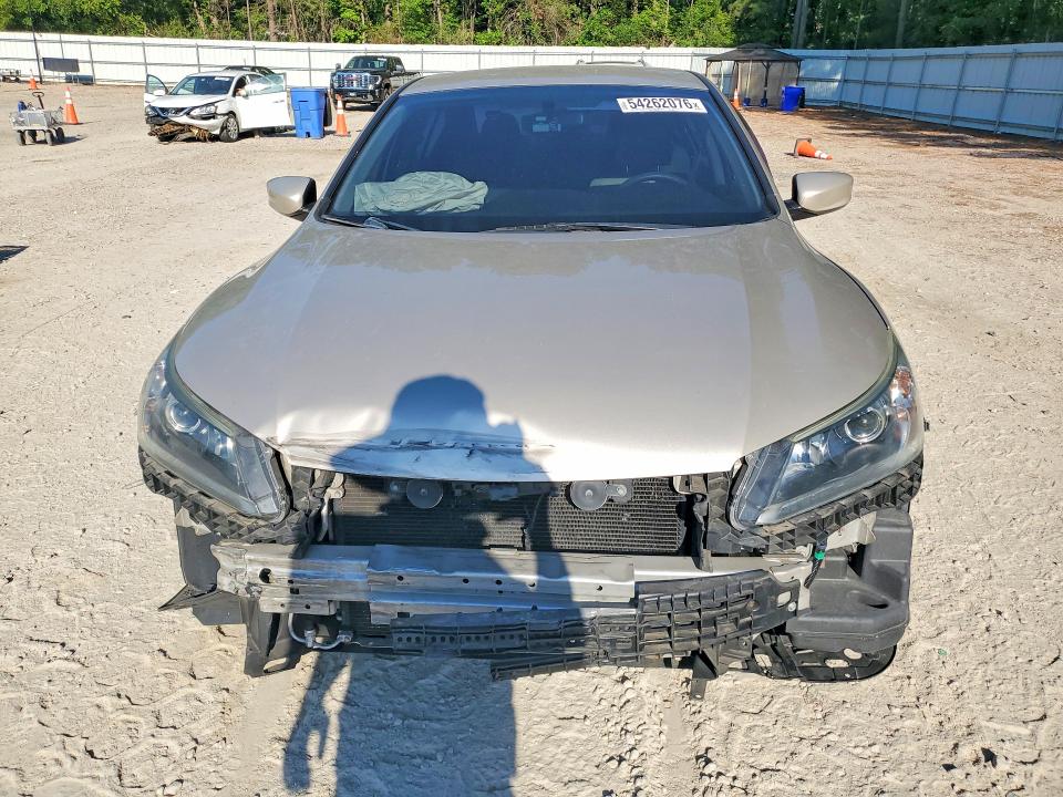 2015 Honda Accord მანქანა იყიდება აუქციონზე, vin: 1HGCR2F32FA090823, აუქციონის ნომერი: 54262076