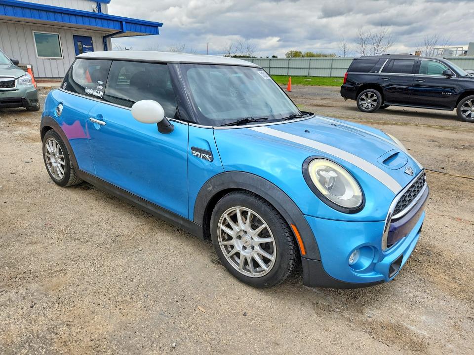 51811286 :رقم المزاد ، WMWXP7C5XG3B93163 vin ، 2016 Mini Cooper مزاد بيع