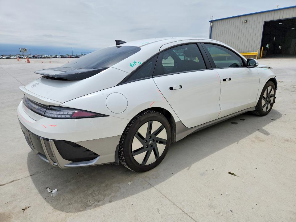 Продажа на аукционе авто 2024 Hyundai Ioniq 6, vin: KMHM24AA7RA071922, номер лота: 52521356