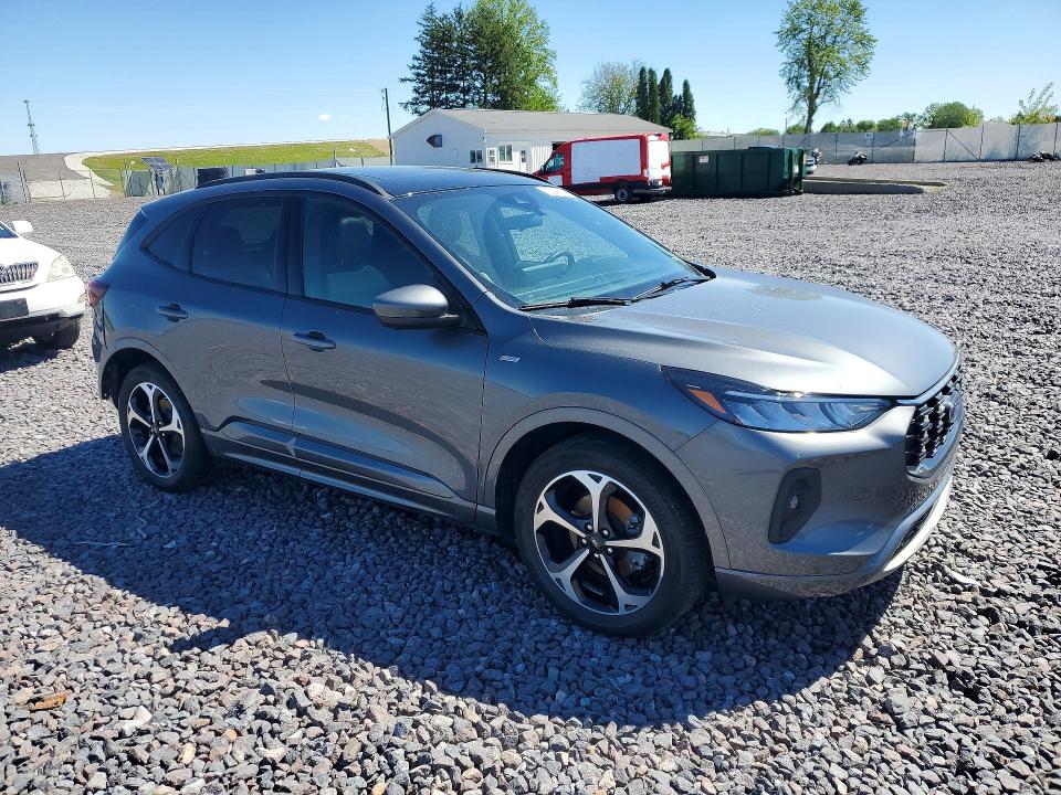 Продаж на аукціоні авто 2023 Ford Escape, vin: 1FMCU9NA0PUA56509, номер лоту: 53046536