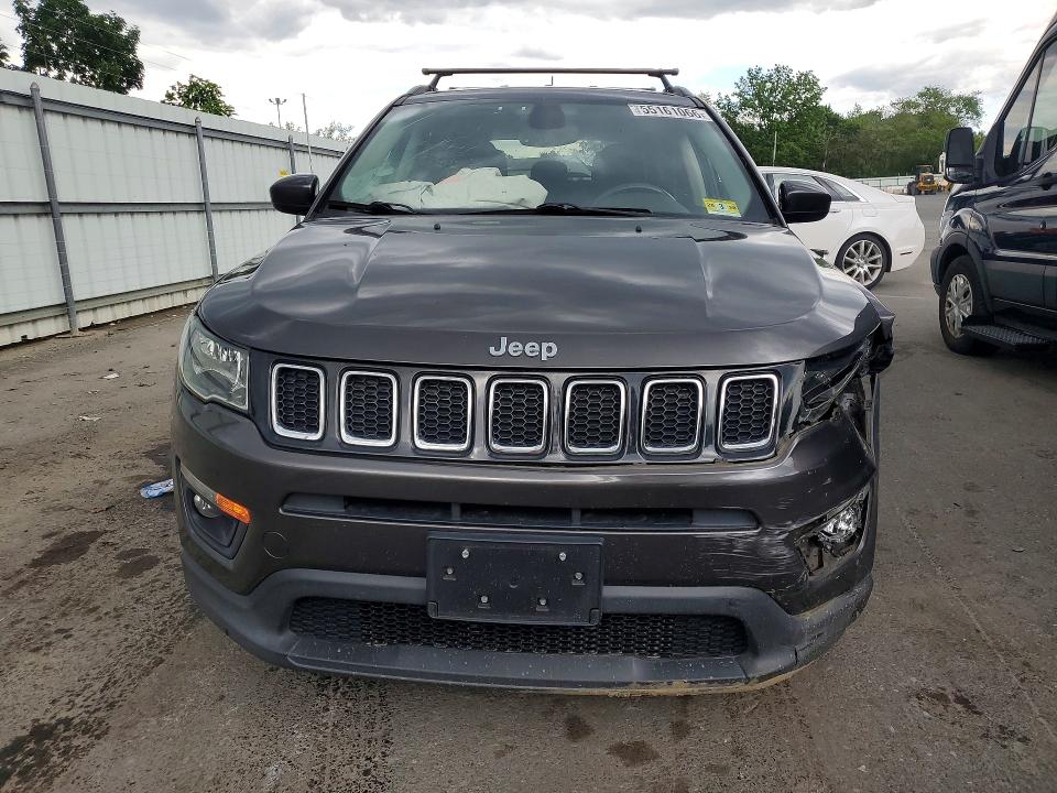 55161066 :رقم المزاد ، 3C4NJDBB7KT594004 vin ، 2019 Jeep Compass مزاد بيع
