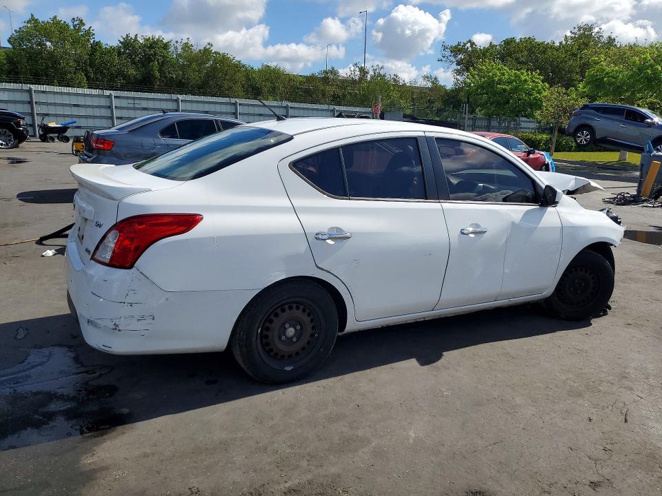 52963166 :رقم المزاد ، 3N1CN7AP9GL815347 vin ، 2016 Nissan Versa مزاد بيع