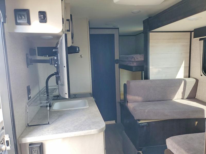 2022 Jay Trailers მანქანა იყიდება აუქციონზე, vin: 1UJBJ0AJ4N17B0755, აუქციონის ნომერი: 51675616