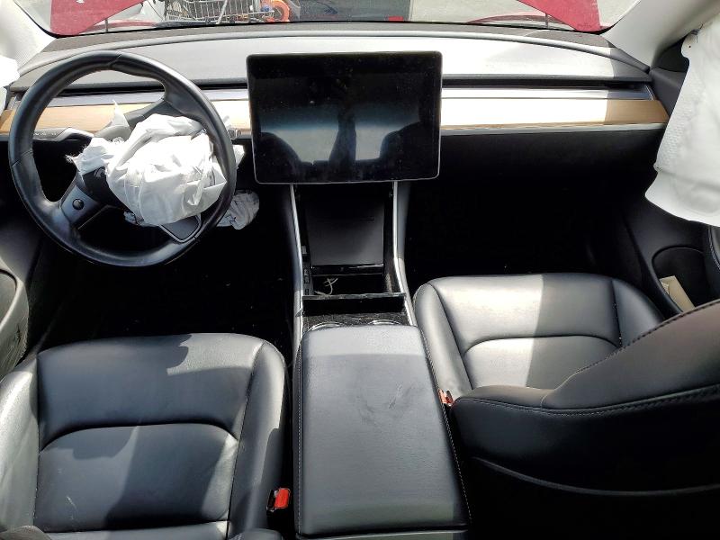 52360746 :رقم المزاد ، 5YJ3E1EAXJF042930 vin ، 2018 Tesla Model 3 مزاد بيع