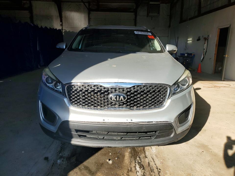 2017 Kia Sorento მანქანა იყიდება აუქციონზე, vin: 5XYPGDA33HG282991, აუქციონის ნომერი: 53164056