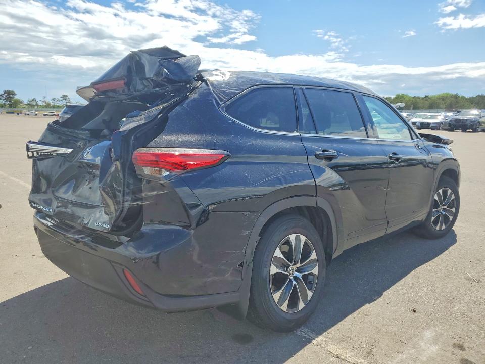 Продажа на аукционе авто 2021 Toyota Highlander, vin: 5TDGZRBH5MS113375, номер лота: 55118326