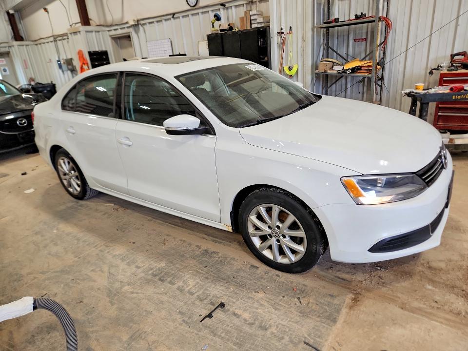 52556536 :رقم المزاد ، 3VWD17AJ6EM408518 vin ، 2014 Volkswagen Jetta مزاد بيع
