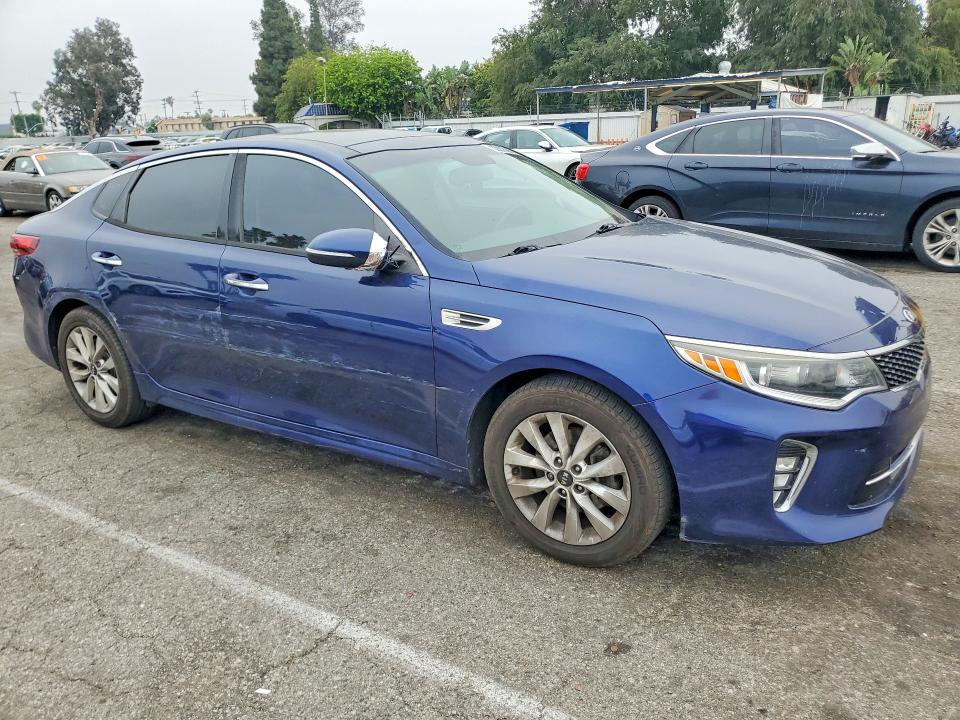 2018 Kia Optima მანქანა იყიდება აუქციონზე, vin: 5XXGT4L33JG249492, აუქციონის ნომერი: 53376266
