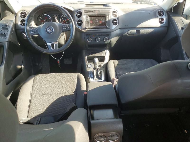 53133406 :رقم المزاد ، WVGAV7AX8HK048979 vin ، 2017 Volkswagen Tiguan مزاد بيع