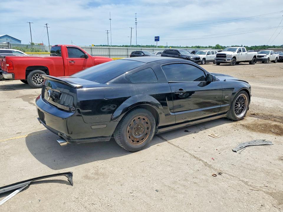 2005 Ford Mustang მანქანა იყიდება აუქციონზე, vin: 1ZVHT82H655221900, აუქციონის ნომერი: 55350766