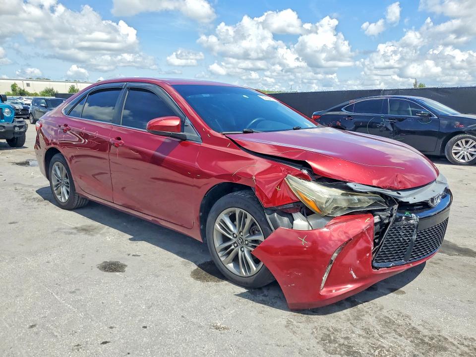 2017 Toyota Camry მანქანა იყიდება აუქციონზე, vin: 4T1BF1FK8HU623582, აუქციონის ნომერი: 55354086