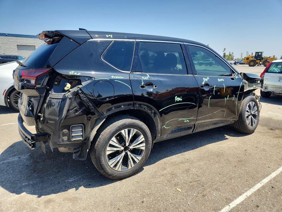 Продажа на аукционе авто 2021 Nissan Rogue, vin: 5N1AT3BA2MC779565, номер лота: 53053436