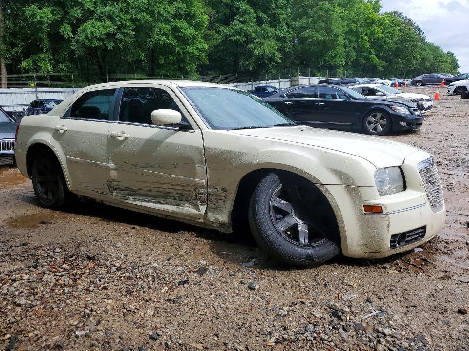 54841626 :رقم المزاد ، 2C3JA53G15H136121 vin ، 2005 Chrysler 300 مزاد بيع