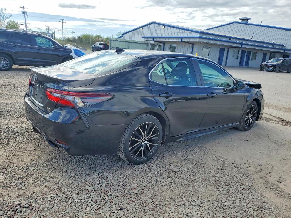 Aukcja sprzedaży 2022 Toyota Camry, vin: 4T1G11BK6NU068167, numer aukcji: 53053486