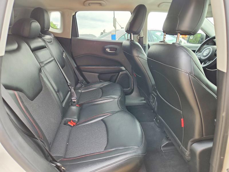52152546 :رقم المزاد ، 3C4NJDDB3KT723191 vin ، 2019 Jeep Compass مزاد بيع