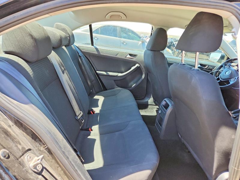 52368796 :رقم المزاد ، 3VW267AJ9GM205537 vin ، 2016 Volkswagen Jetta مزاد بيع