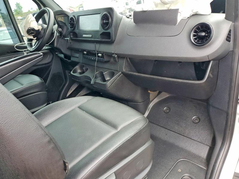 47375546 :رقم المزاد ، W1Y4EDHY6MT069926 vin ، 2021 Mercedes-benz Sprinter مزاد بيع