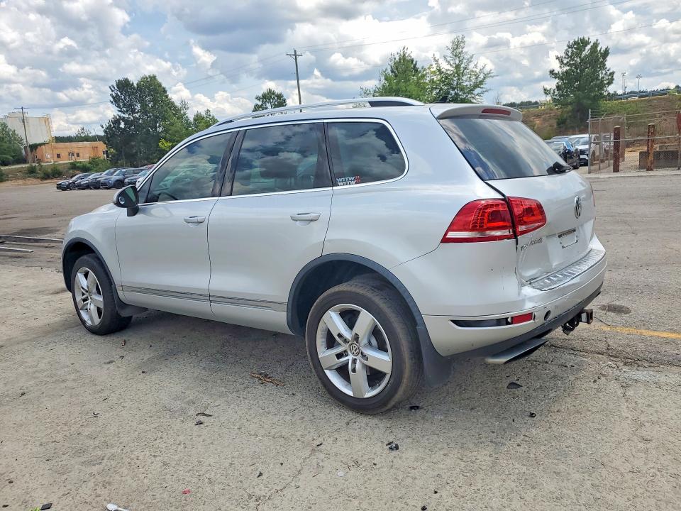 2013 Volkswagen Touareg მანქანა იყიდება აუქციონზე, vin: WVGEP9BP4DD012632, აუქციონის ნომერი: 54790666