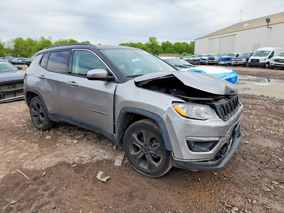 52850866 :رقم المزاد ، 3C4NJDBB3KT750409 vin ، 2019 Jeep Compass مزاد بيع