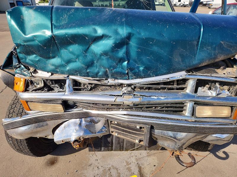 55072966 :رقم المزاد ، 1GCGK29J7VE153629 vin ، 1997 Chevrolet Gmt-400 مزاد بيع