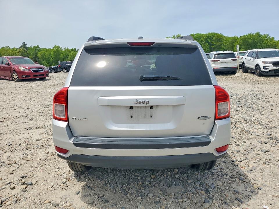 52285466 :رقم المزاد ، 1J4NF1FBXBD259734 vin ، 2011 Jeep Compass مزاد بيع