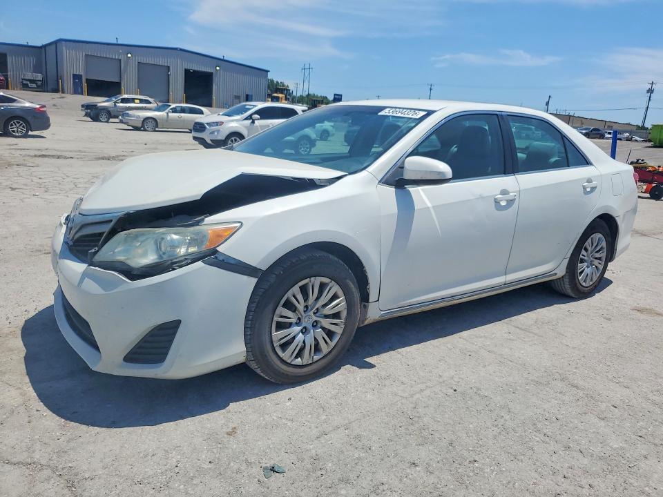 53694326 :رقم المزاد ، 4T4BF1FK4CR189529 vin ، 2012 Toyota Camry مزاد بيع
