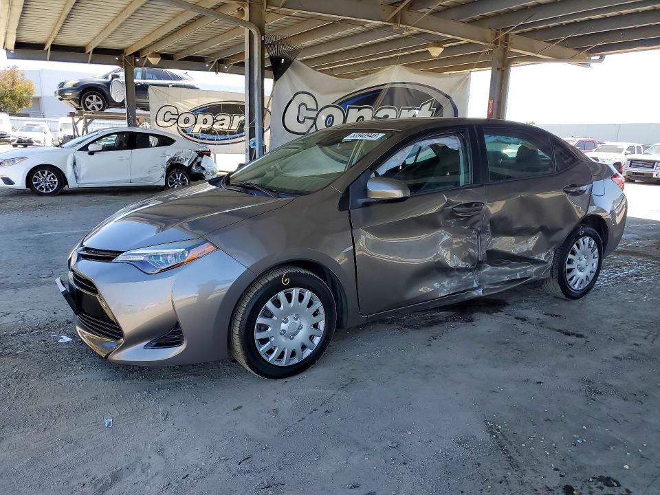 Auction sale of the 2018 Toyota Corolla, vin: 2T1BURHE0JC044055, lot number: 53948946