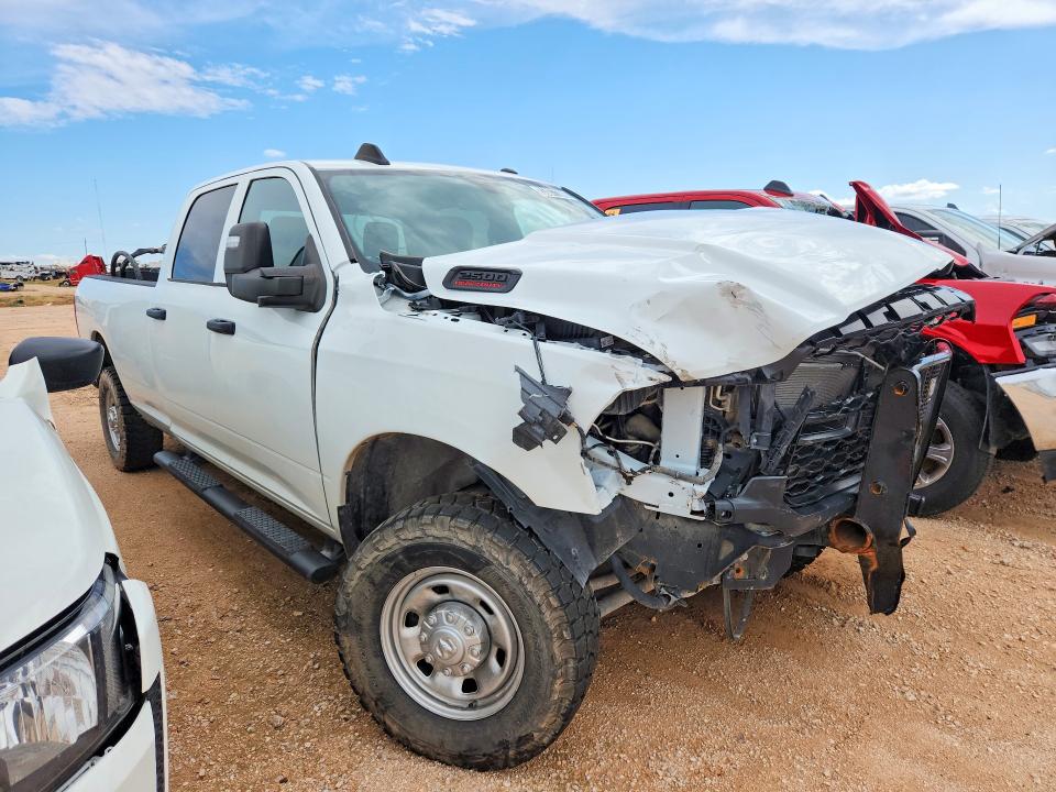 53077306 :رقم المزاد ، 3C6UR5HJ3RG250348 vin ، 2024 Ram 2500 مزاد بيع