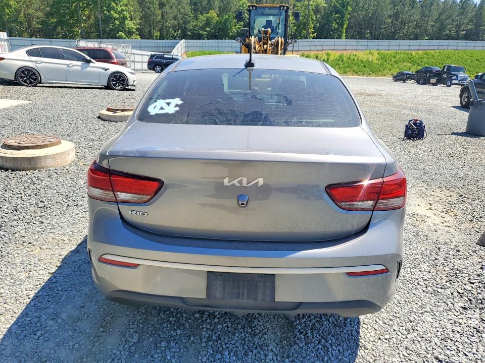 53538536 :رقم المزاد ، 3KPA24AD4NE464091 vin ، 2022 Kia Rio مزاد بيع