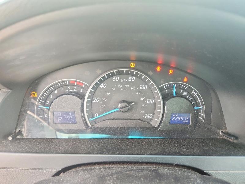 52404026 :رقم المزاد ، 4T1BF1FK4EU421060 vin ، 2014 Toyota Camry مزاد بيع
