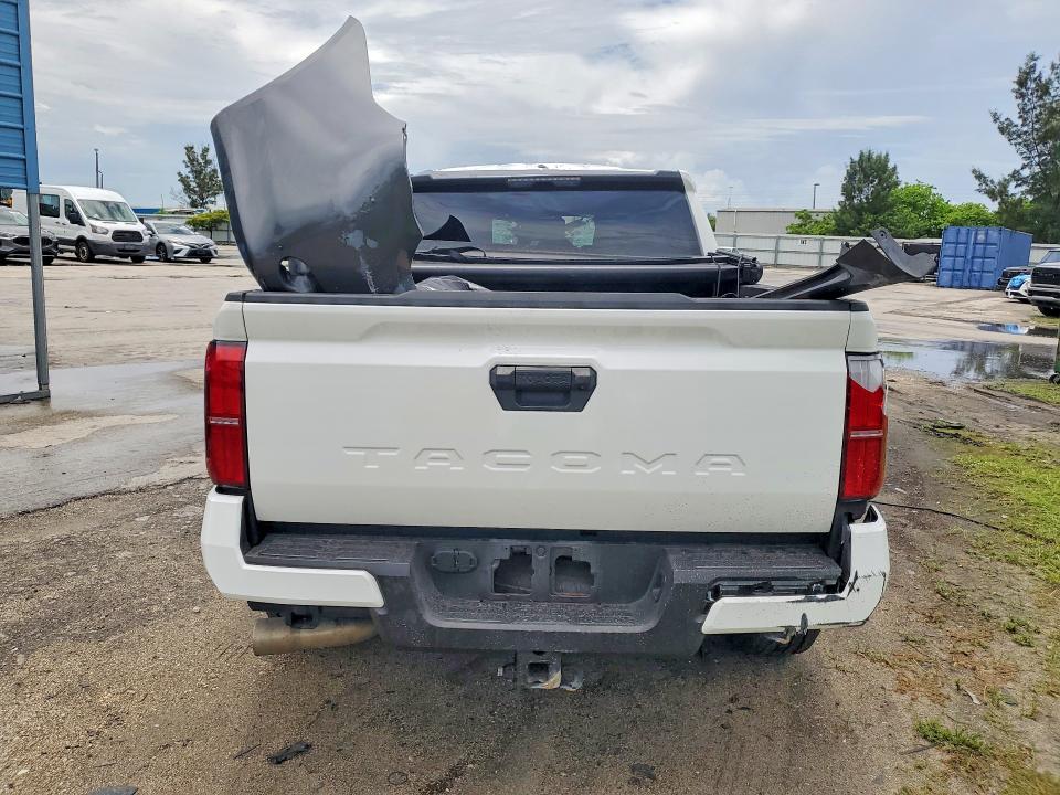 2026 Toyota Tacoma მანქანა იყიდება აუქციონზე, vin: 3TMKB5FN5TM064748, აუქციონის ნომერი: 55149366