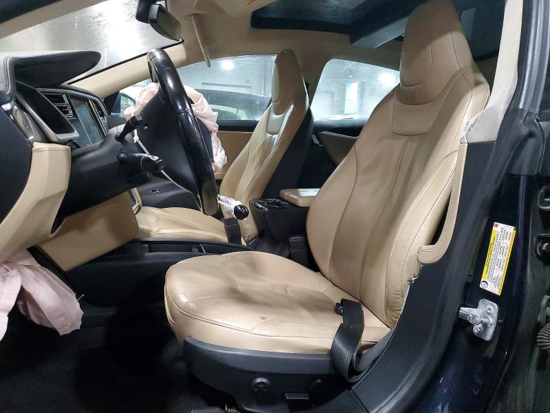 2013 Tesla Model S მანქანა იყიდება აუქციონზე, vin: 5YJSA1CN4DFP08570, აუქციონის ნომერი: 53410786