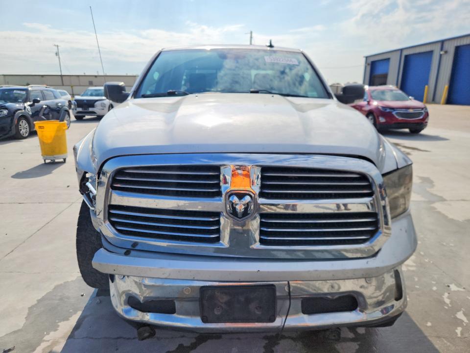 53922666 :رقم المزاد ، 3C6RR6LT5GG300975 vin ، 2016 Ram 1500 مزاد بيع