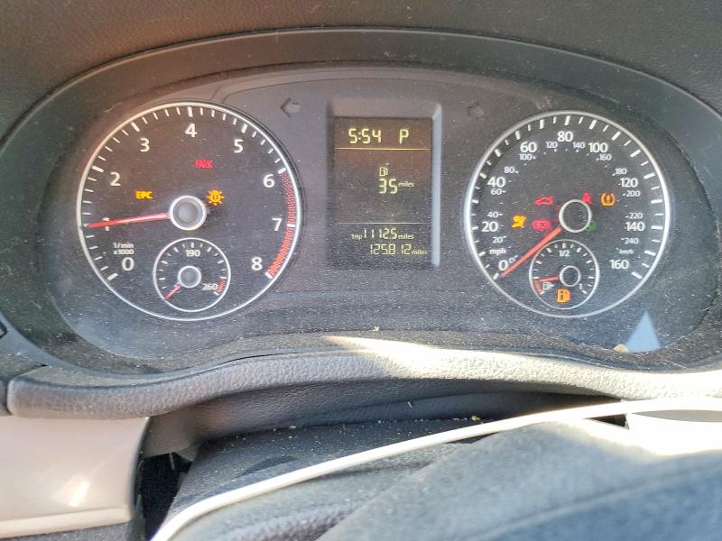 52765176 :رقم المزاد ، 1VWAT7A34FC010404 vin ، 2015 Volkswagen Passat مزاد بيع