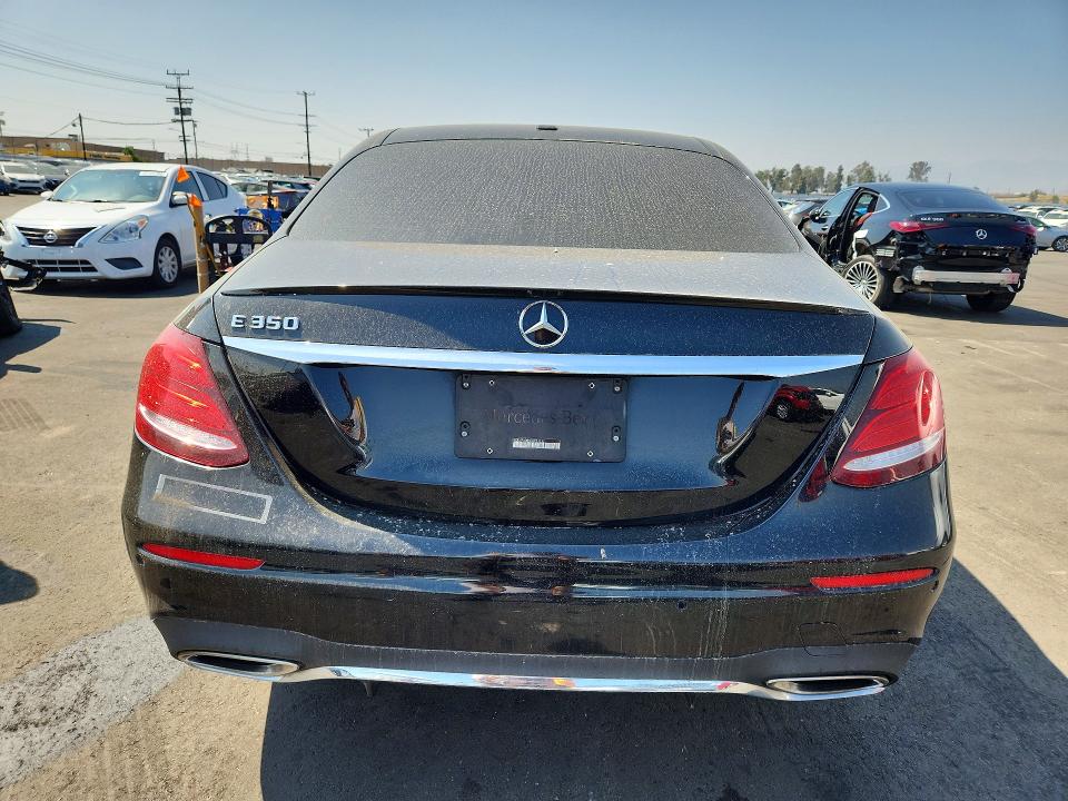 Продажа на аукционе авто 2020 Mercedes-benz E, vin: WDDZF8DB6LA721122, номер лота: 53185236