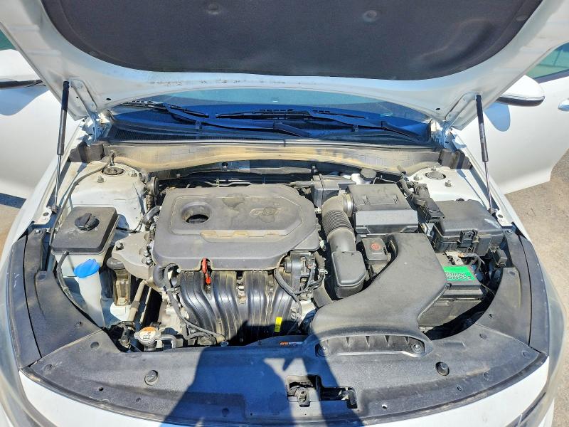 52316206 :رقم المزاد ، 5XXGT4L32JG183548 vin ، 2018 Kia Optima مزاد بيع
