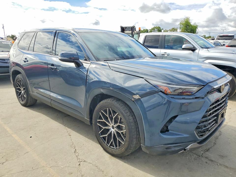 2024 Toyota Grand Highlander მანქანა იყიდება აუქციონზე, vin: 5TDAAAA53RS007231, აუქციონის ნომერი: 52576936