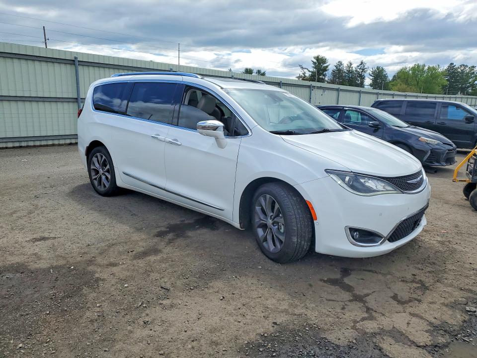 52971396 :رقم المزاد ، 2C4RC1GG4HR545384 vin ، 2017 Chrysler Pacifica مزاد بيع