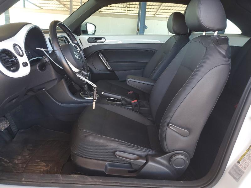 54796896 :رقم المزاد ، 3VWJ17AT1GM613459 vin ، 2016 Volkswagen Beetle مزاد بيع