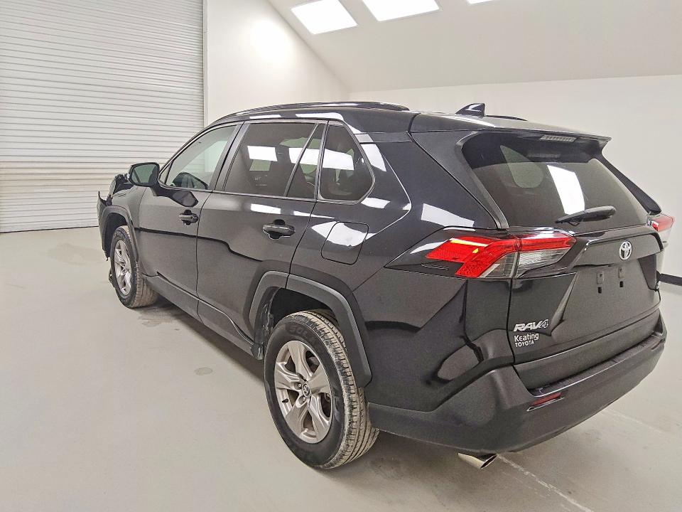 Продаж на аукціоні авто 2022 Toyota Rav4, vin: 2T3W1RFV0NW194093, номер лоту: 53635356