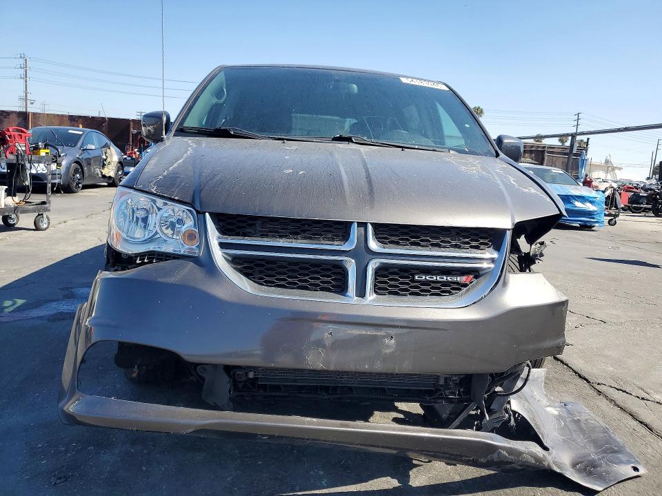 54183946 :رقم المزاد ، 2C4RDGCG8HR715509 vin ، 2017 Dodge Grand Caravan مزاد بيع