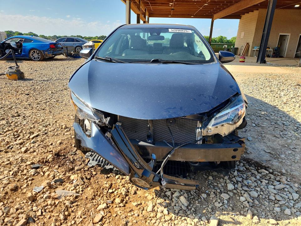 52890826 :رقم المزاد ، 2T1BURHE4HC774366 vin ، 2017 Toyota Corolla مزاد بيع