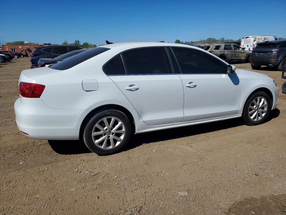 53014436 :رقم المزاد ، 3VWD07AJ2EM417204 vin ، 2014 Volkswagen Jetta مزاد بيع