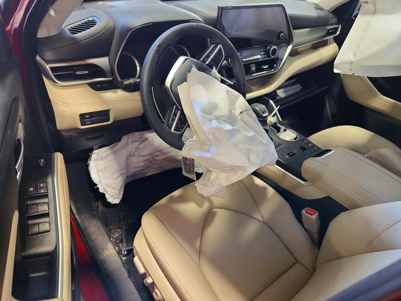 Продажа на аукционе авто 2025 Toyota Highlander Hybrid, vin: 5TDKBRCH0SS680619, номер лота: 52844916