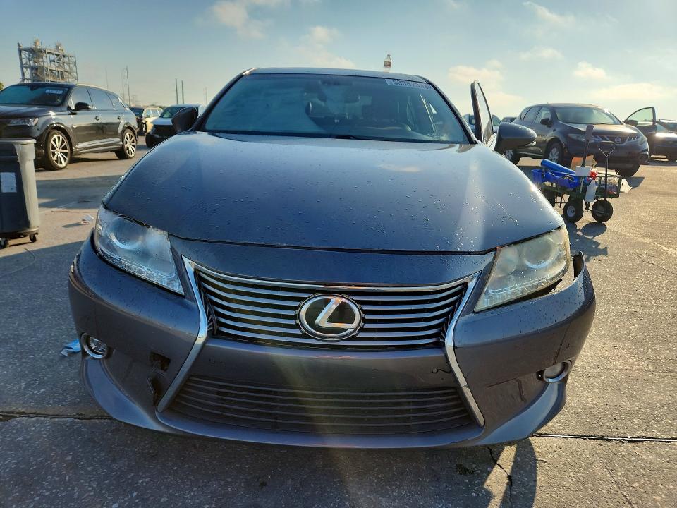Продажа на аукционе авто 2014 Lexus Es, vin: JTHBK1GG0E2116109, номер лота: 53387336