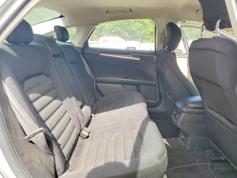 52162806 :رقم المزاد ، 3FA6P0H7XFR164586 vin ، 2015 Ford Fusion مزاد بيع