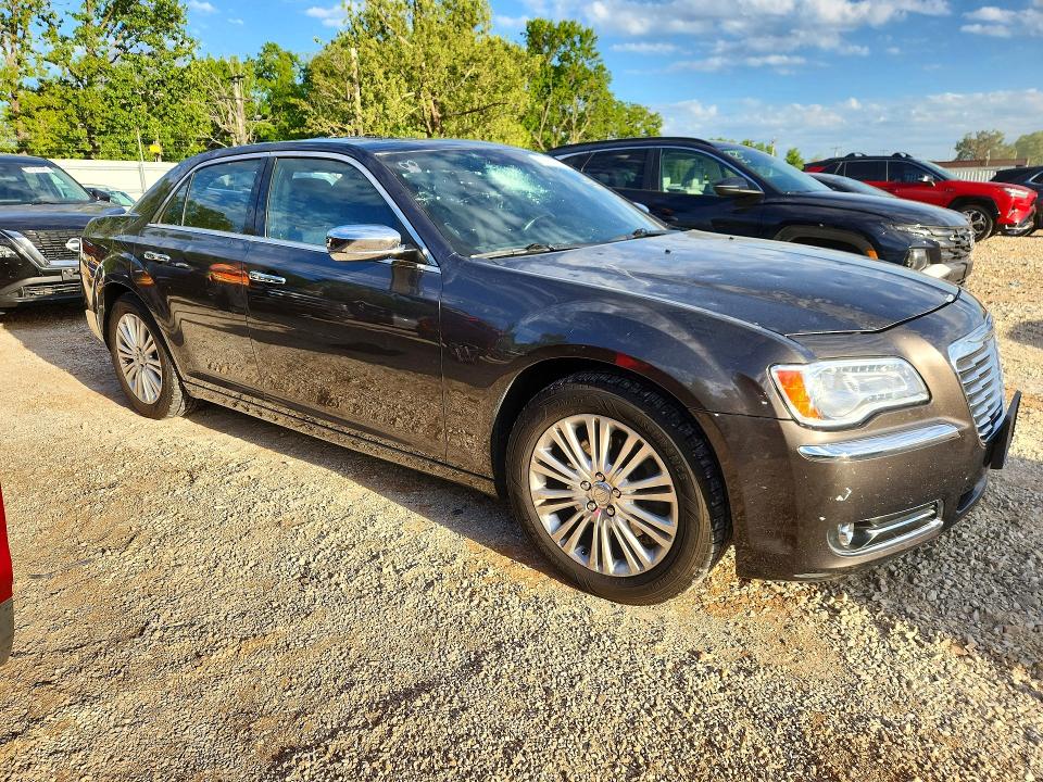 52462146 :رقم المزاد ، 2C3CCAKT6DH646554 vin ، 2013 Chrysler 300c مزاد بيع