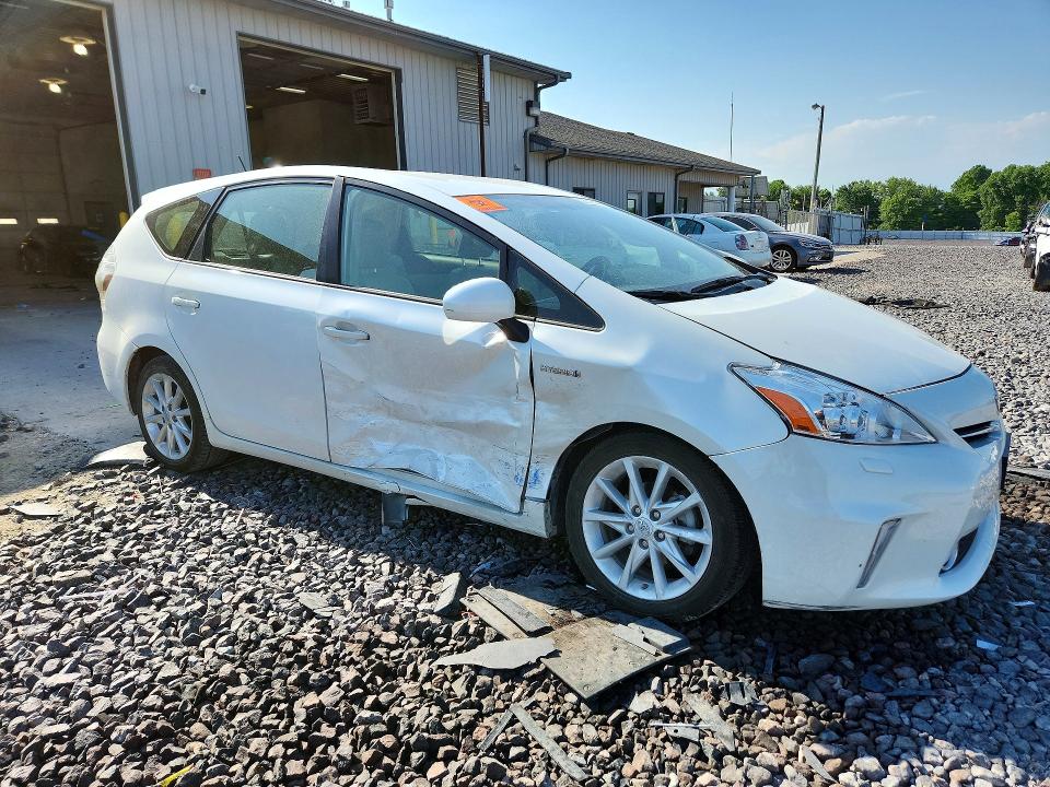 53510576 :رقم المزاد ، JTDZN3EU6E3290725 vin ، 2014 Toyota Prius V مزاد بيع